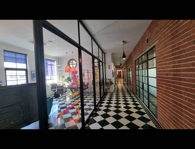 603M² OFFICE FOR SALE IN WOODSTOCK